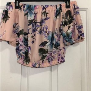 Floral cropped shirt
